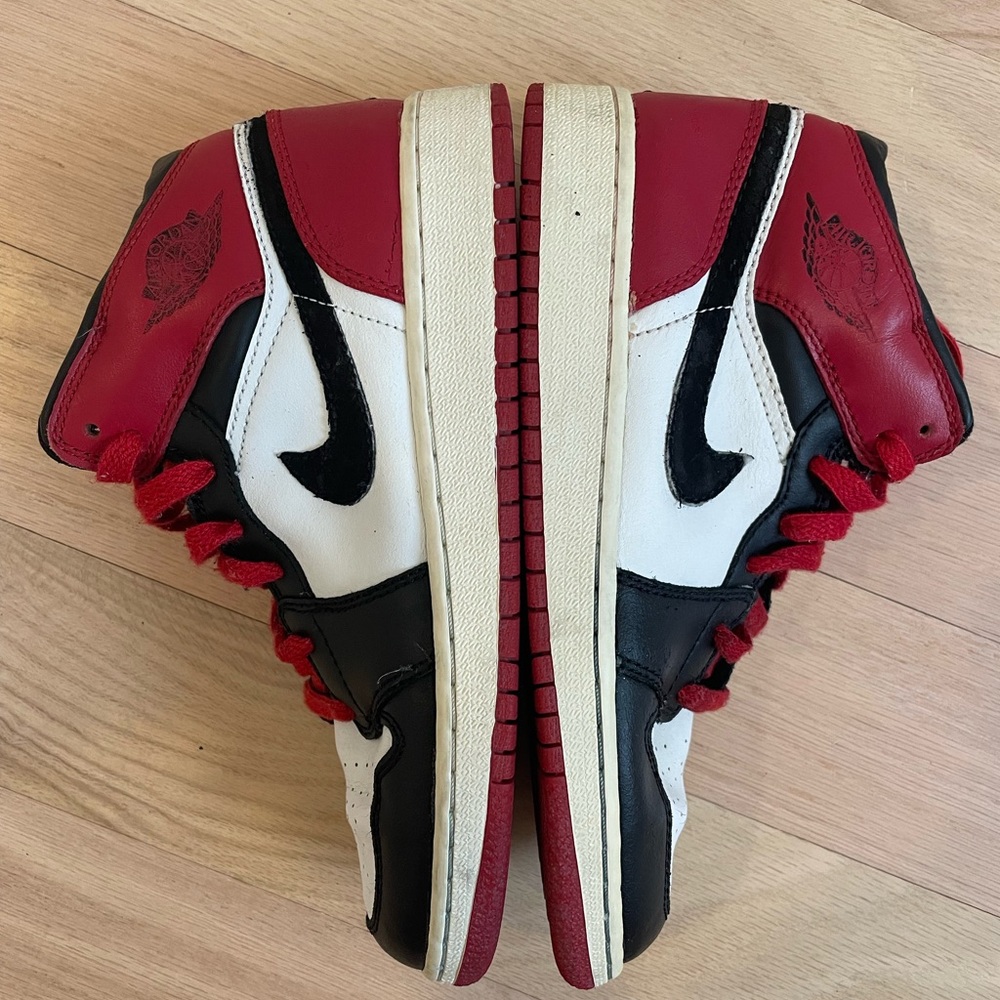 Nike Air Jordan 1 Retro "Old Love" Red Black Color- Fair (See Pics) size 4Y kids